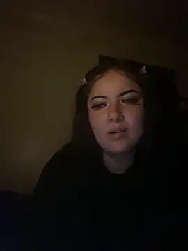 Snapshot of xocrybaby chatting on 10/20/25, 07:53 xocrybaby online show from 10/20/25, 07:53