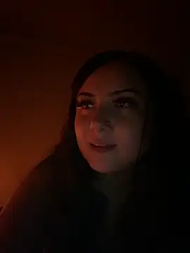 Snapshot of xocrybaby chatting on 10/24/25, 07:16 xocrybaby online show from 10/24/25, 07:16