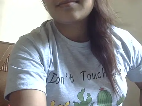 shekira99 online show from 10/21/25, 06:03