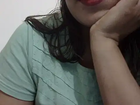 shekira99 online show from 01/11/26, 07:41