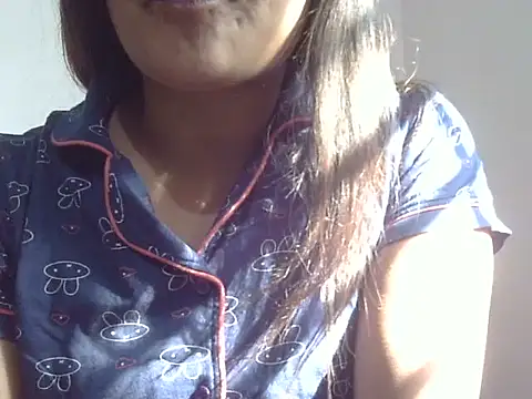 shekira99 online show from 02/08/26, 03:21