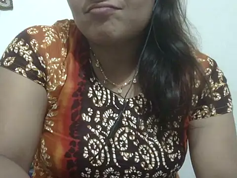 shekira99 online show from 04/06/26, 03:46