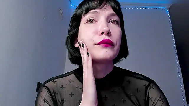 Snapshot of dollmore chatting on 01/23/25, 02:28 dollmore online show from 01/23/25, 02:28