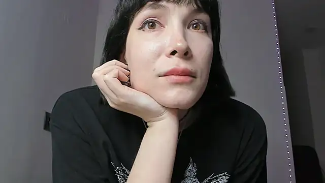 Snapshot of dollmore chatting on 02/18/25, 07:30 dollmore online show from 02/18/25, 07:30