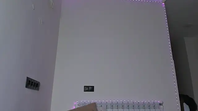 Snapshot of dollmore chatting on 02/24/25, 07:41 dollmore online show from 02/24/25, 07:41