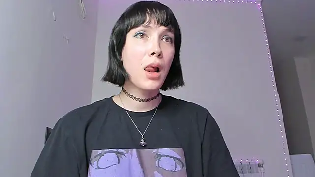 Snapshot of dollmore chatting on 02/27/25, 05:15 dollmore online show from 02/27/25, 05:15