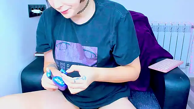 Snapshot of dollmore chatting on 09/21/25, 03:30 dollmore online show from 09/21/25, 03:30