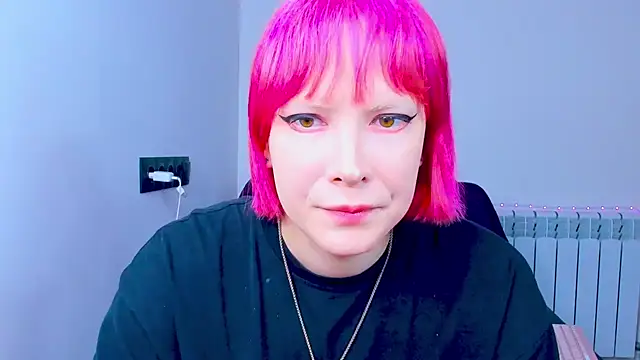 Snapshot of dollmore chatting on 10/07/25, 02:20 dollmore online show from 10/07/25, 02:20