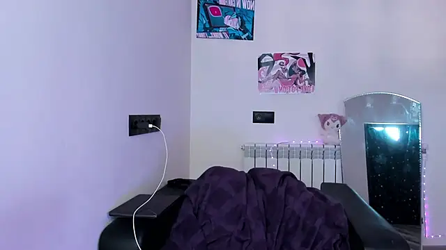 Snapshot of dollmore chatting on 02/15/26, 05:59 dollmore online show from 02/15/26, 05:59