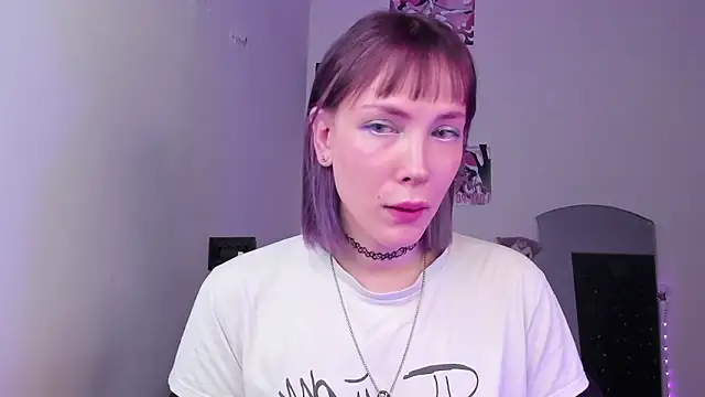 Snapshot of dollmore chatting on 02/16/26, 08:38 dollmore online show from 02/16/26, 08:38