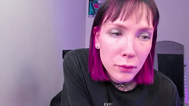 Snapshot of dollmore chatting on 02/22/26, 08:07 dollmore online show from 02/22/26, 08:07