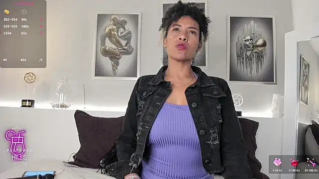 Snapshot of _Victoria_Hills chatting on 03/14/25, 12:40 Victoria Hills online show from 03/14/25, 12:40