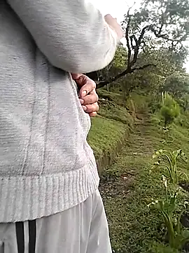 Snapshot of vergasgrandes chatting on 12/21/25, 09:22 vergasgrandes online show from 12/21/25, 09:22