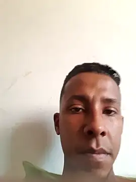 jhonjhon2131 online show from 11/15/25, 04:58