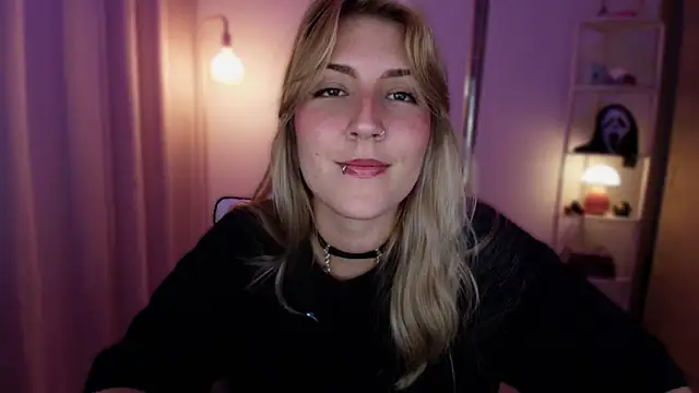 Dakotaa  online show from 04/26/26, 02:09