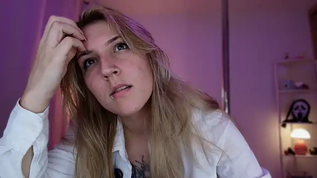 Dakotaa  online show from 05/09/26, 01:44