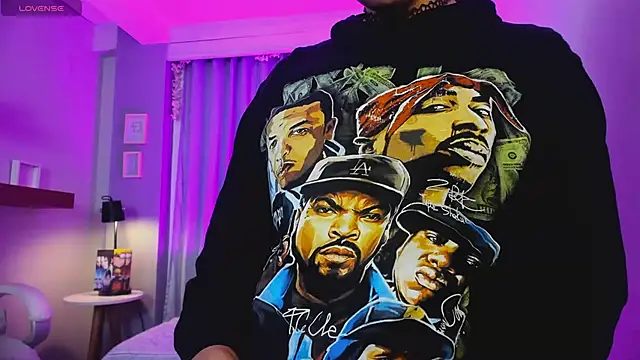 Snapshot of CoralineRicce_ chatting on 01/20/25, 05:26 CoralineRicce online show from 01/20/25, 05:26