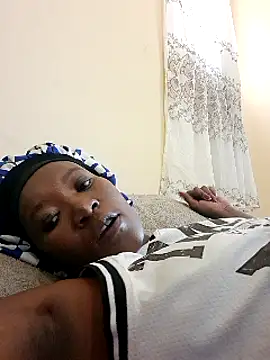 Snapshot of NikkiDickSavage chatting on 02/24/25, 03:09 NikkiDickSavage online show from 02/24/25, 03:09