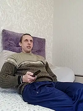 Snapshot of Yrikos1 chatting on 11/29/25, 10:51 Yrikos1 online show from 11/29/25, 10:51