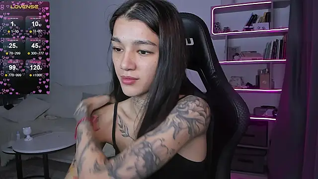 Snapshot of vinkitinkii chatting on 12/30/24, 07:26 vinkitinkii online show from 12/30/24, 07:26