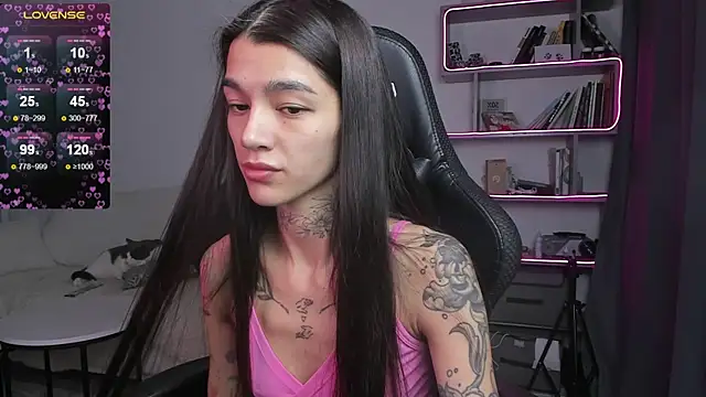 Snapshot of vinkitinkii chatting on 01/08/25, 07:03 vinkitinkii online show from 01/08/25, 07:03