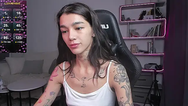 Snapshot of vinkitinkii chatting on 01/11/25, 06:56 vinkitinkii online show from 01/11/25, 06:56