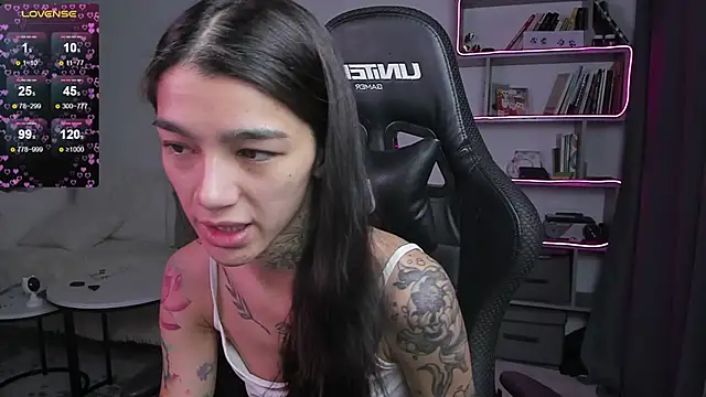 Snapshot of vinkitinkii chatting on 01/22/25, 06:52 vinkitinkii online show from 01/22/25, 06:52