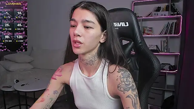 Snapshot of vinkitinkii chatting on 01/26/25, 09:29 vinkitinkii online show from 01/26/25, 09:29