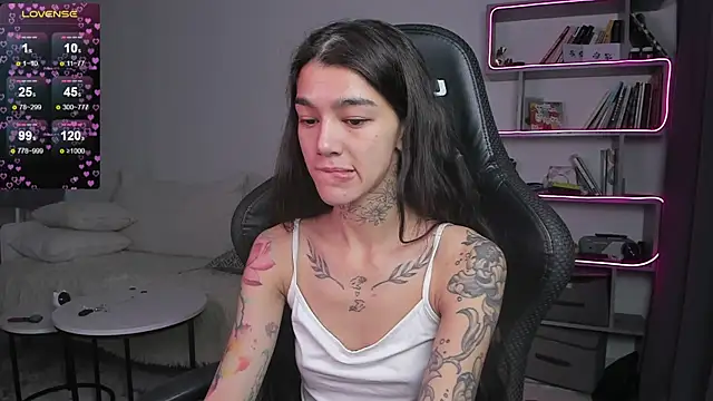 Snapshot of vinkitinkii chatting on 01/27/25, 07:24 vinkitinkii online show from 01/27/25, 07:24