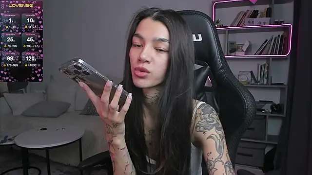 Snapshot of vinkitinkii chatting on 02/12/25, 07:13 vinkitinkii online show from 02/12/25, 07:13