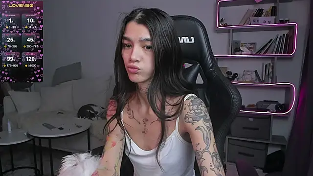 Snapshot of vinkitinkii chatting on 02/17/25, 09:46 vinkitinkii online show from 02/17/25, 09:46