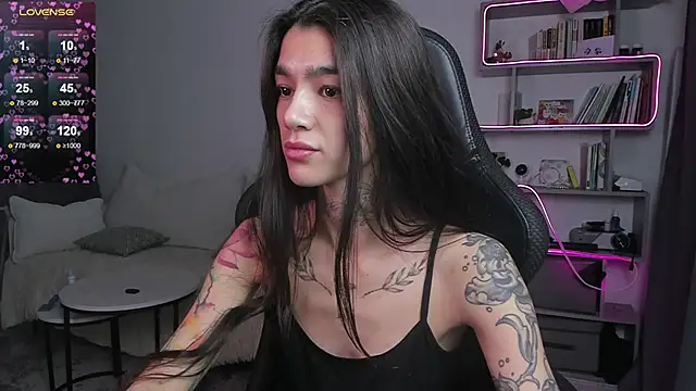 Snapshot of vinkitinkii chatting on 02/28/25, 06:32 vinkitinkii online show from 02/28/25, 06:32