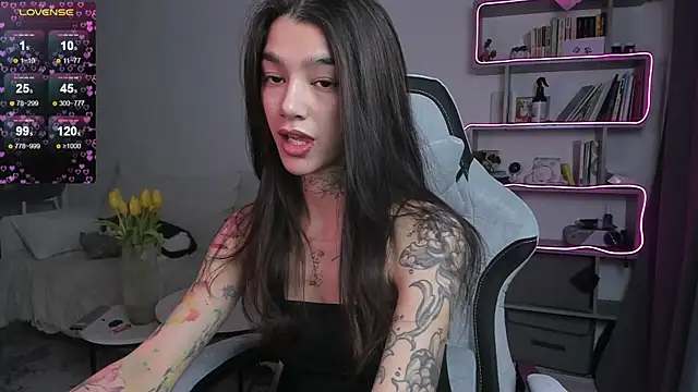 Snapshot of vinkitinkii chatting on 03/12/25, 06:51 vinkitinkii online show from 03/12/25, 06:51