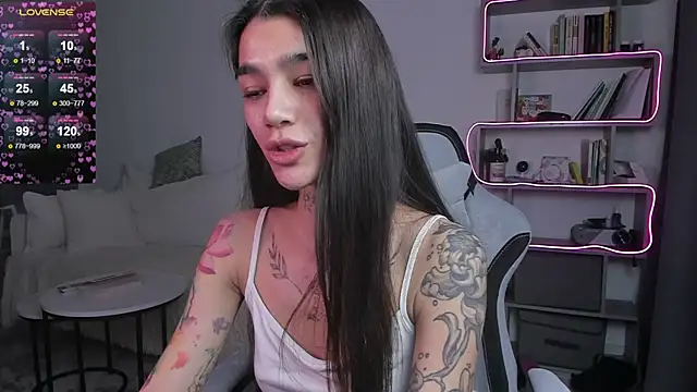 Snapshot of vinkitinkii chatting on 03/19/25, 09:17 vinkitinkii online show from 03/19/25, 09:17