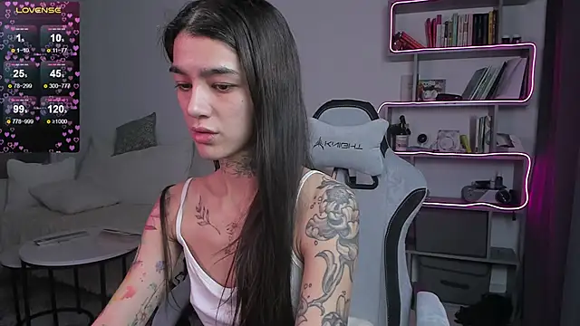 Snapshot of vinkitinkii chatting on 03/20/25, 09:15 vinkitinkii online show from 03/20/25, 09:15