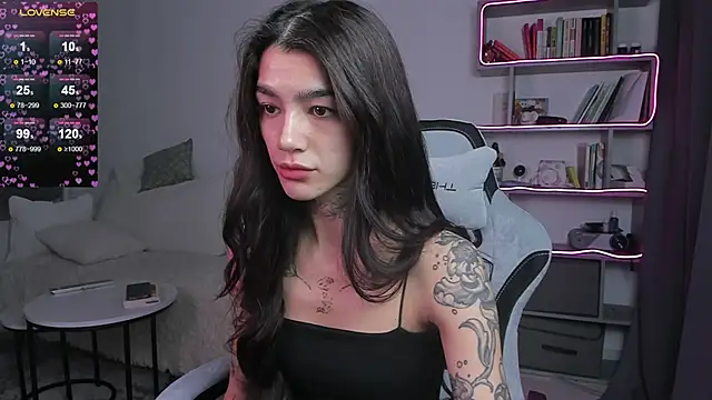 Snapshot of vinkitinkii chatting on 03/21/25, 06:27 vinkitinkii online show from 03/21/25, 06:27