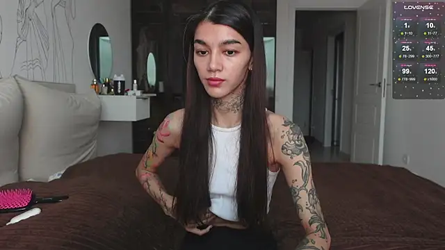 Snapshot of vinkitinkii chatting on 10/28/25, 07:34 vinkitinkii online show from 10/28/25, 07:34