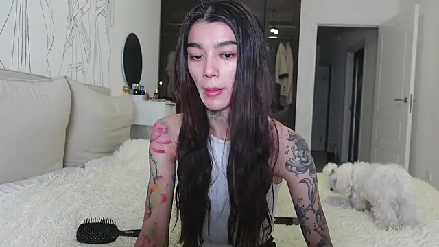 Snapshot of vinkitinkii chatting on 11/19/25, 05:40 vinkitinkii online show from 11/19/25, 05:40