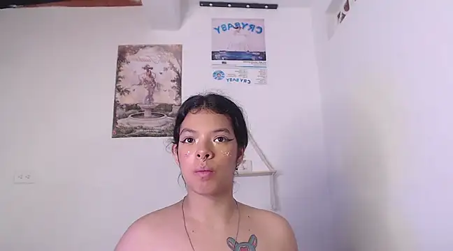 yungelitamor  online show from 01/26/25, 11:17