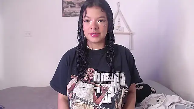 yungelitamor  online show from 03/05/25, 05:29