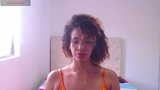 melisacruzz online show from 12/11/24, 07:25