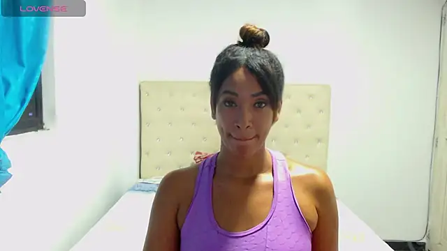 melisacruzz online show from 01/04/25, 01:52