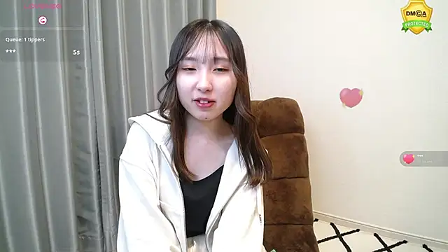 -yui xx online show from 01/11/25, 11:45