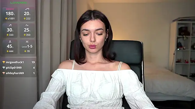 olivia jeas online show from 11/05/25, 11:05