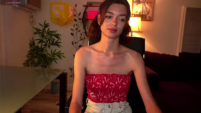 olivia jeas online show from 04/28/26, 02:27
