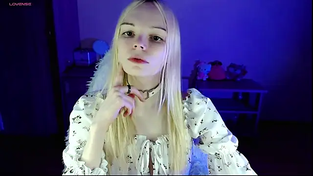 Emily Nyaffee online show from 12/16/24, 10:13