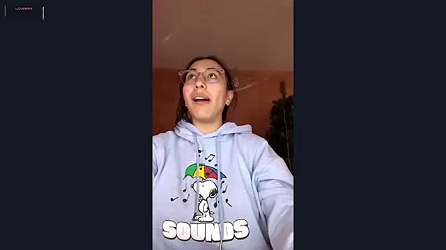 emma rouse69 online show from 11/18/25, 04:44