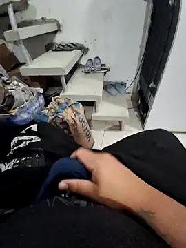 Jununnk online show from 09/19/25, 09:37