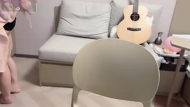 A-xena online show from 10/12/25, 03:11