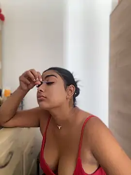 NatashaBrown12 online show from 05/01/26, 02:43